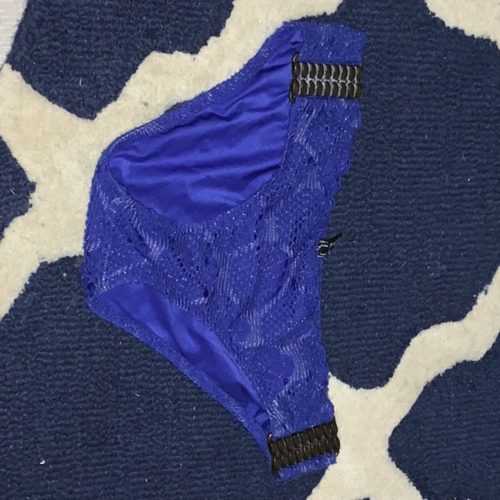 Bathing suit bottoms